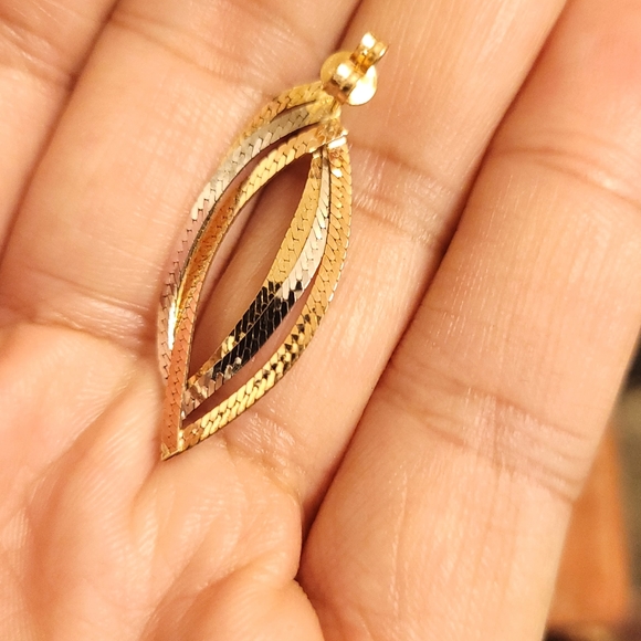 14k Gold Necklace Set with Earrings and Bracelet - Picture 7 of 11